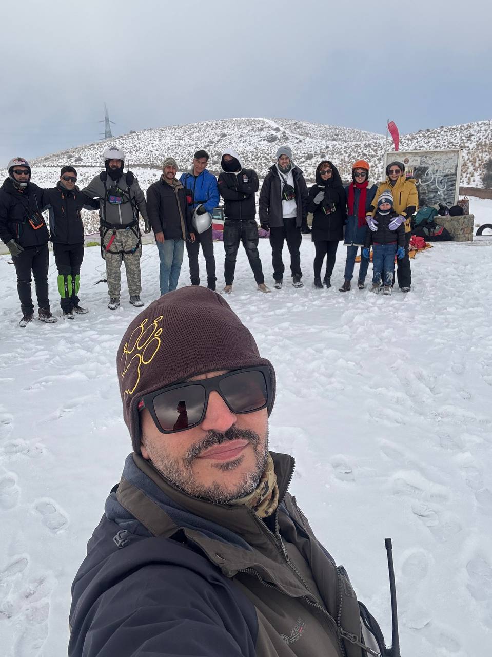 تیم پر انرژی پاراگلایدر